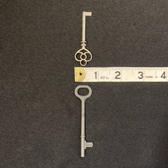 Vintage Silver Keys Lot Set of 9 - Picture 4 of 8